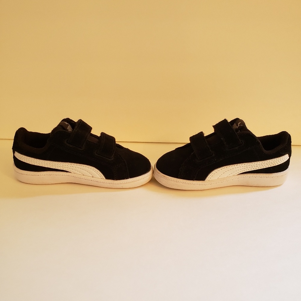 Sneakers - Picture 6 of 6